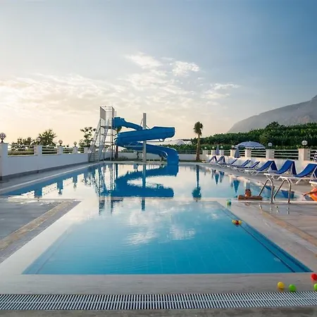 0047 Exodus 2-bedroom Duplex In Mahmutlar With Sea, Mountain And Castle Views Apartamento